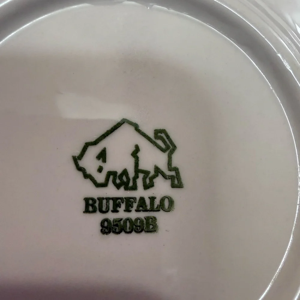 Buffalo China Scalloped Rim Bread Plates‎ Set of 3 Green Buffalo Logo 9509B